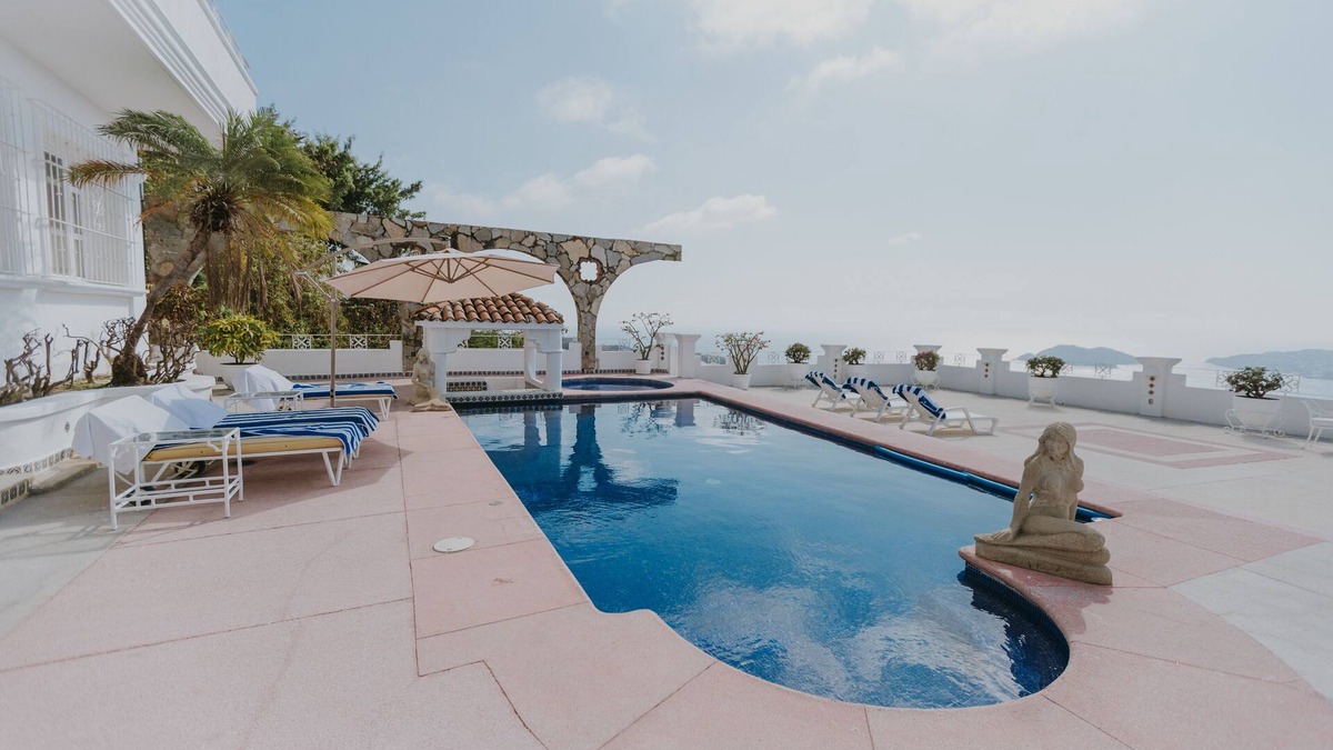 Las Brisas House | Inconceivable Château. Stunning view Acapulco Bay & front seats miracle sunsets