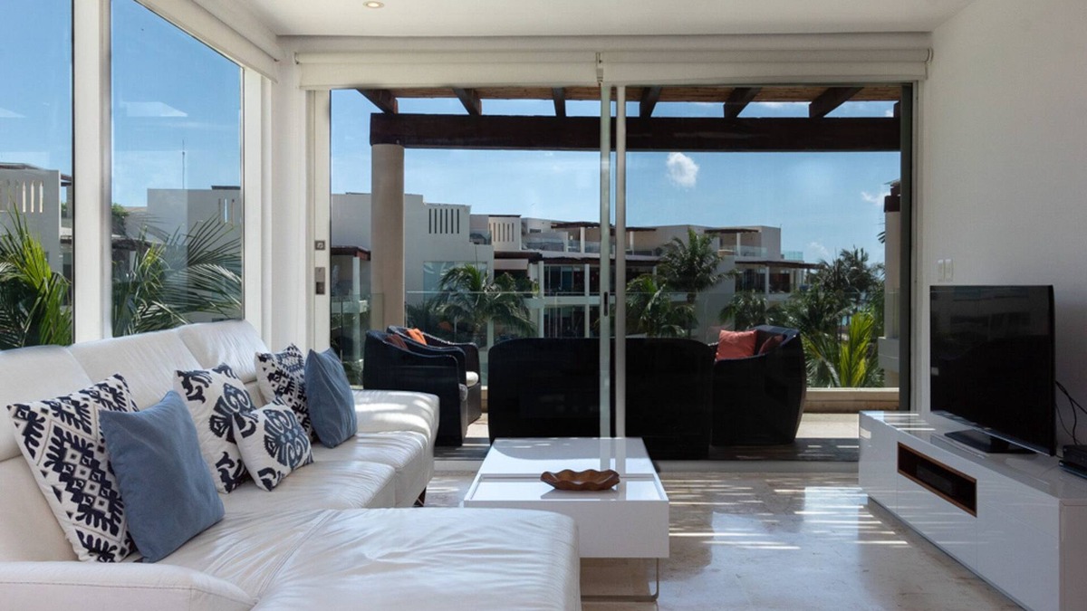 Luis Donaldo Colosio Condo | Incredible 3 bedroom Penthouse at The Elements by BRIC