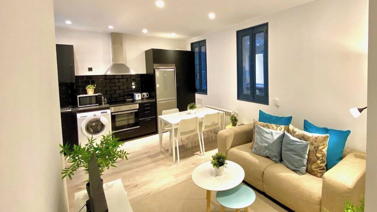 Palos de la Frontera Apartment | Incredible apartment in Atocha, 1C
