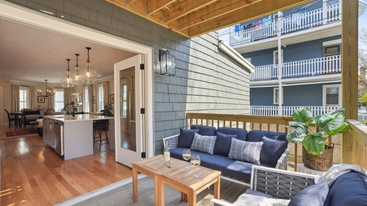 Dorchester House | Incredible Boston Home | Near T