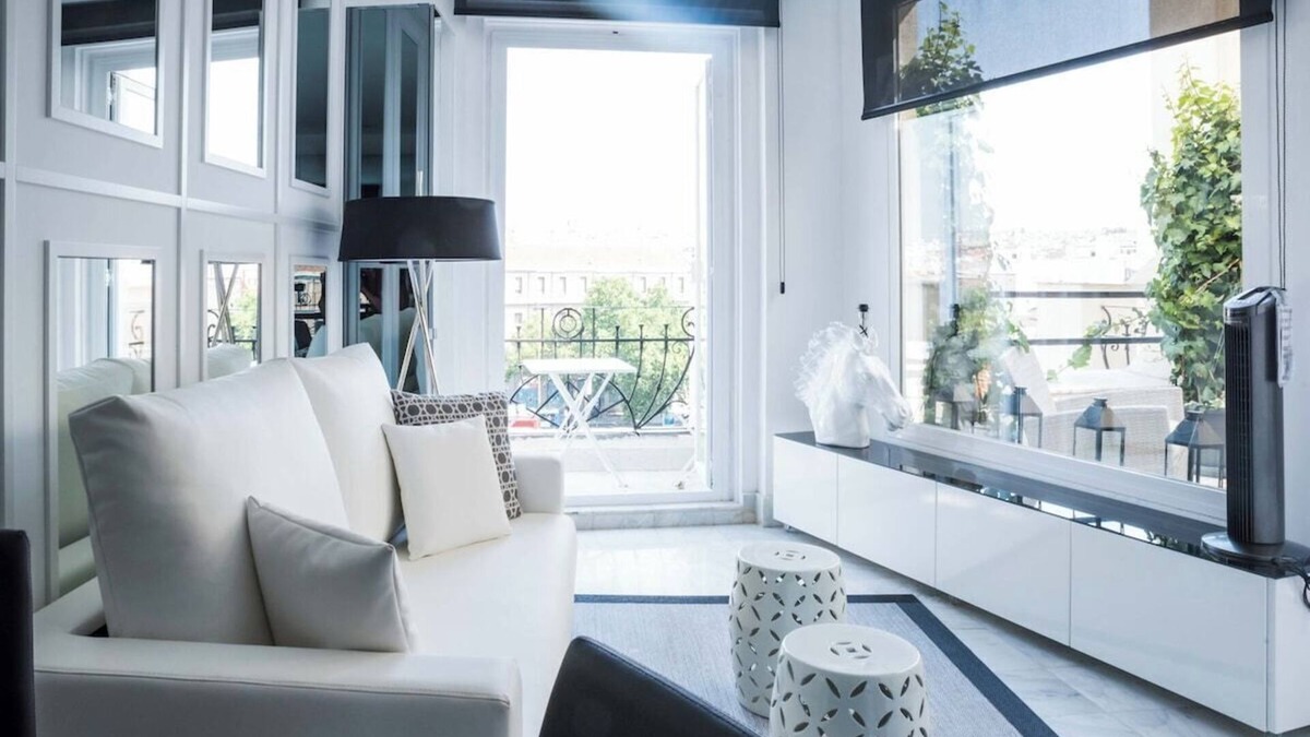 Las Acacias Apartment | Incredible design apartment 6F, with terrace