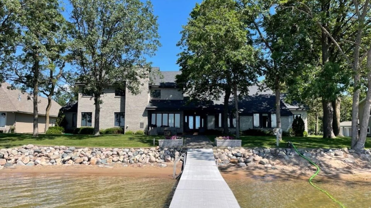 Ottertail House | Incredible home on Ottertail Lake!