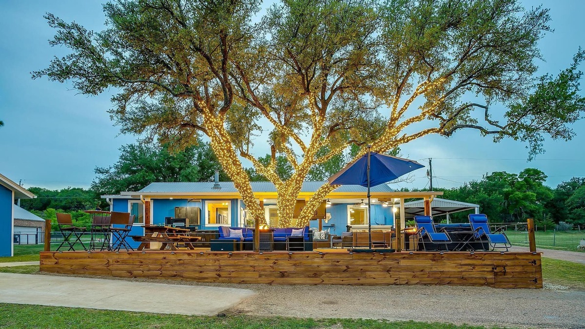 Gordon House | Incredible Lake Palo Pinto Outdoor Living for the entire family and friends.