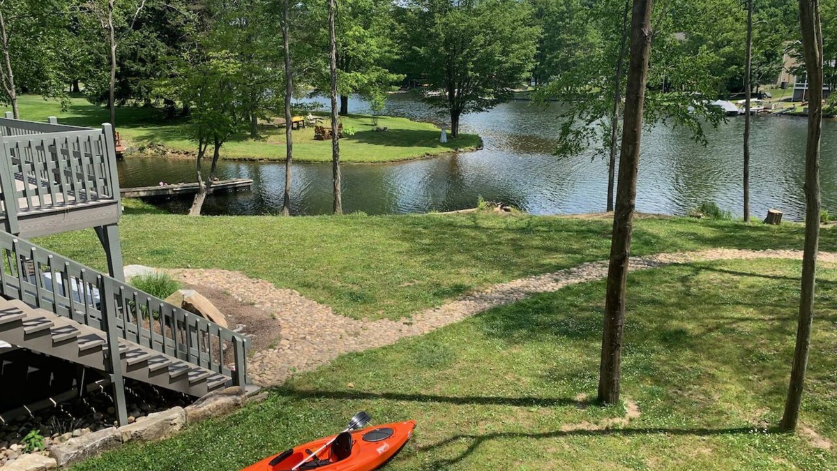 Treasure Lake House | Incredible Lakefront Property with Year Round Hot Tub; Bring the Whole Family