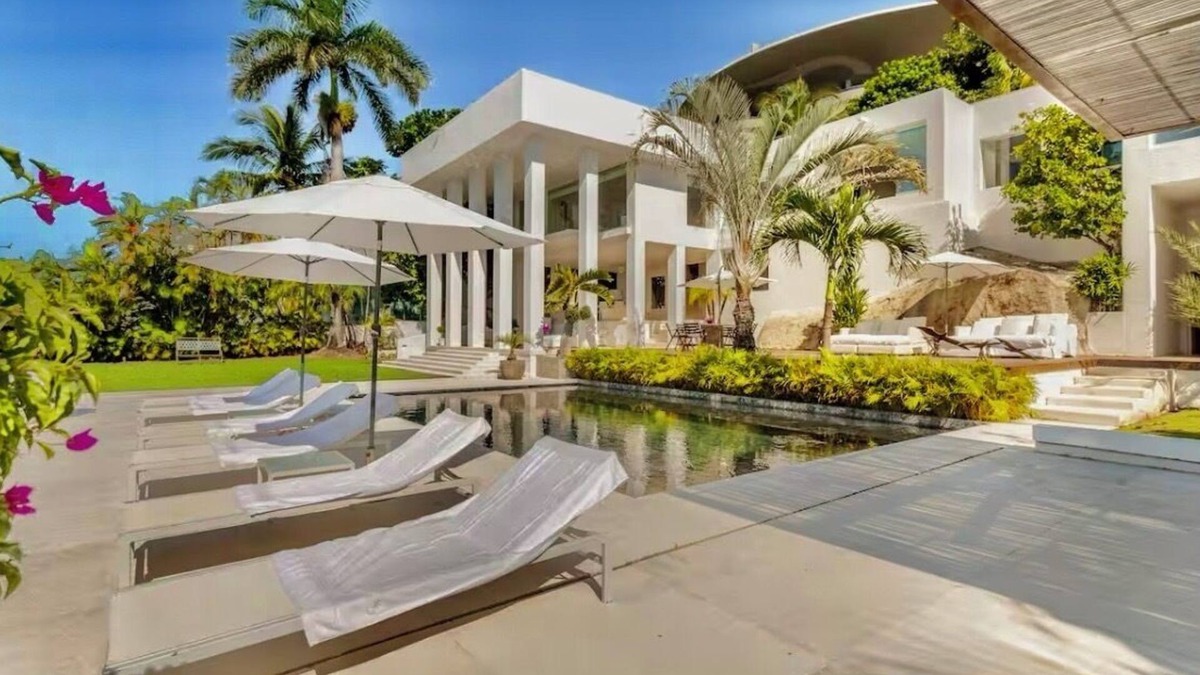 Las Brisas Villa | INCREDIBLE MODERN VILLA WITH THE BEST VIEW