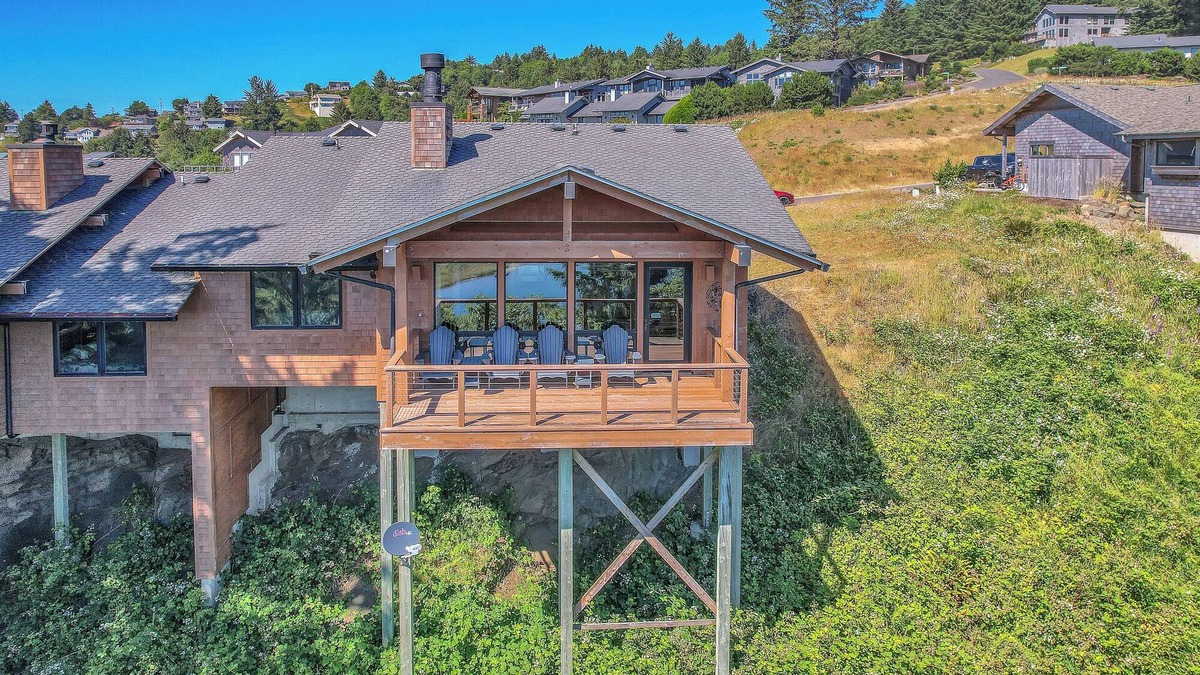 Pacific City House | Incredible Ocean/Esturary Views, Large Covered Deck, Community Pool and Hot Tub