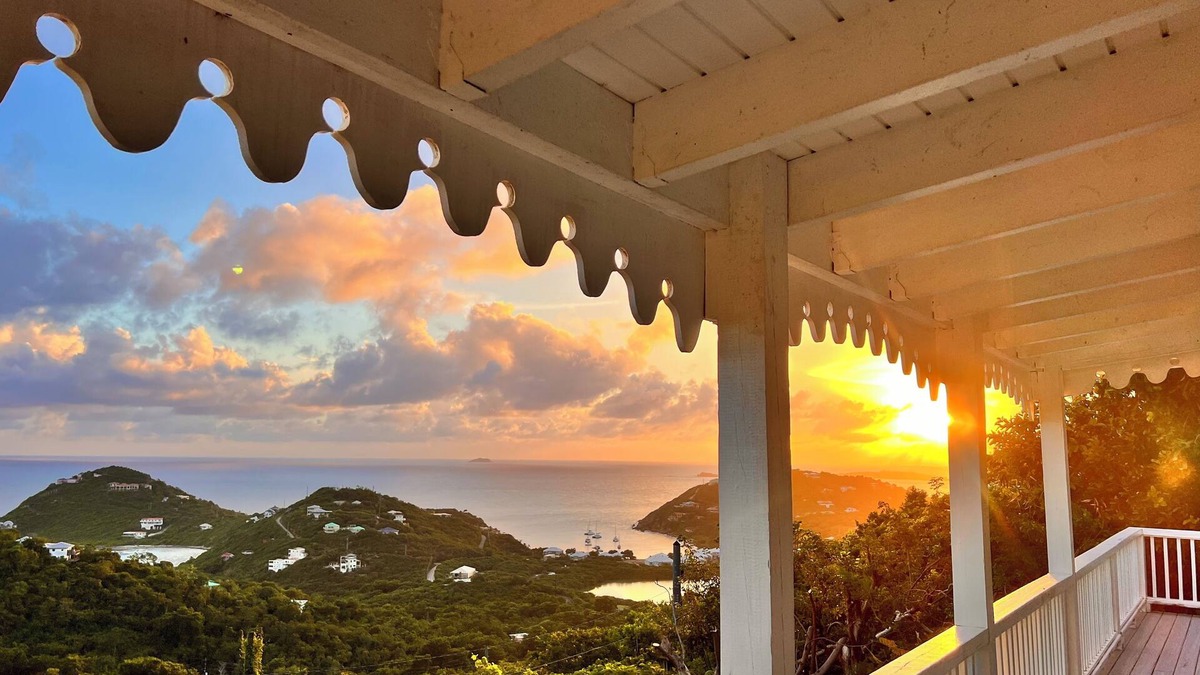 Monte Villa | Incredible Ocean views at Villa Catalina. Full Generator!