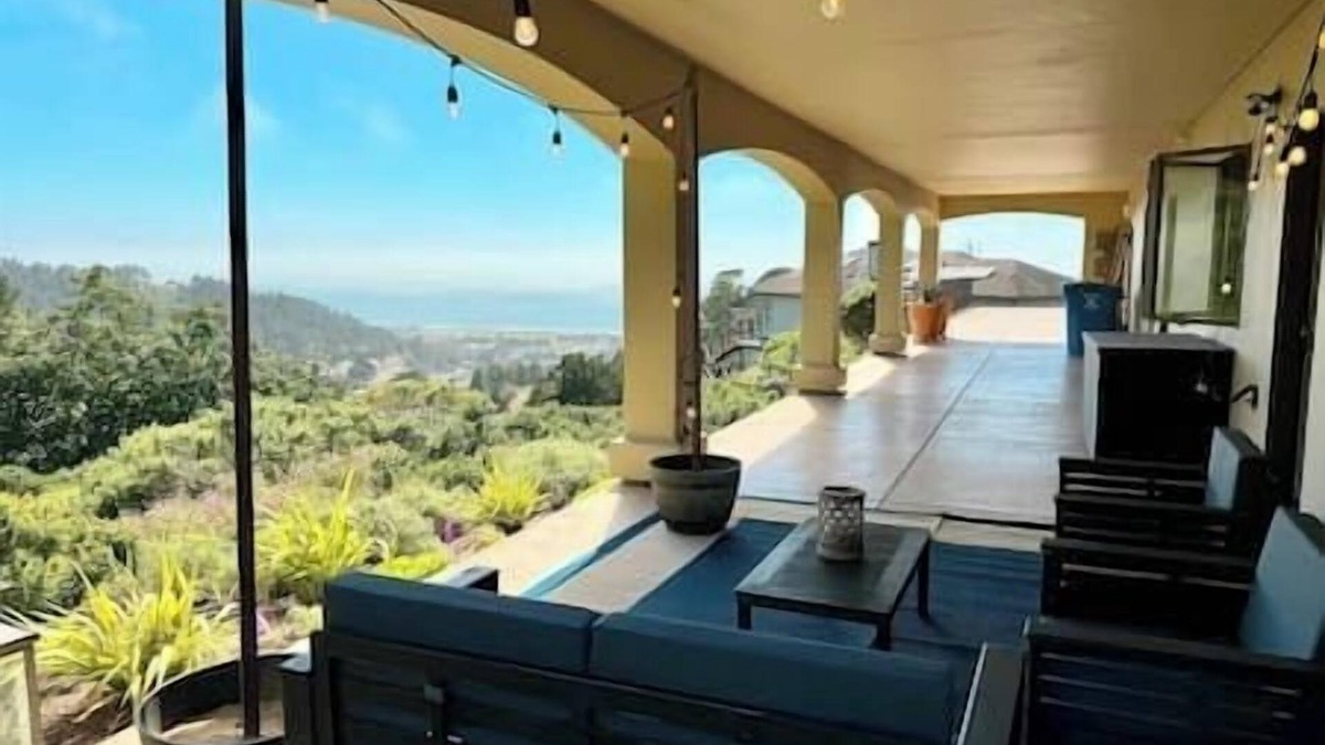 Sharp Park Apartment | Incredible Ocean Views from Tuscan Villa Suite