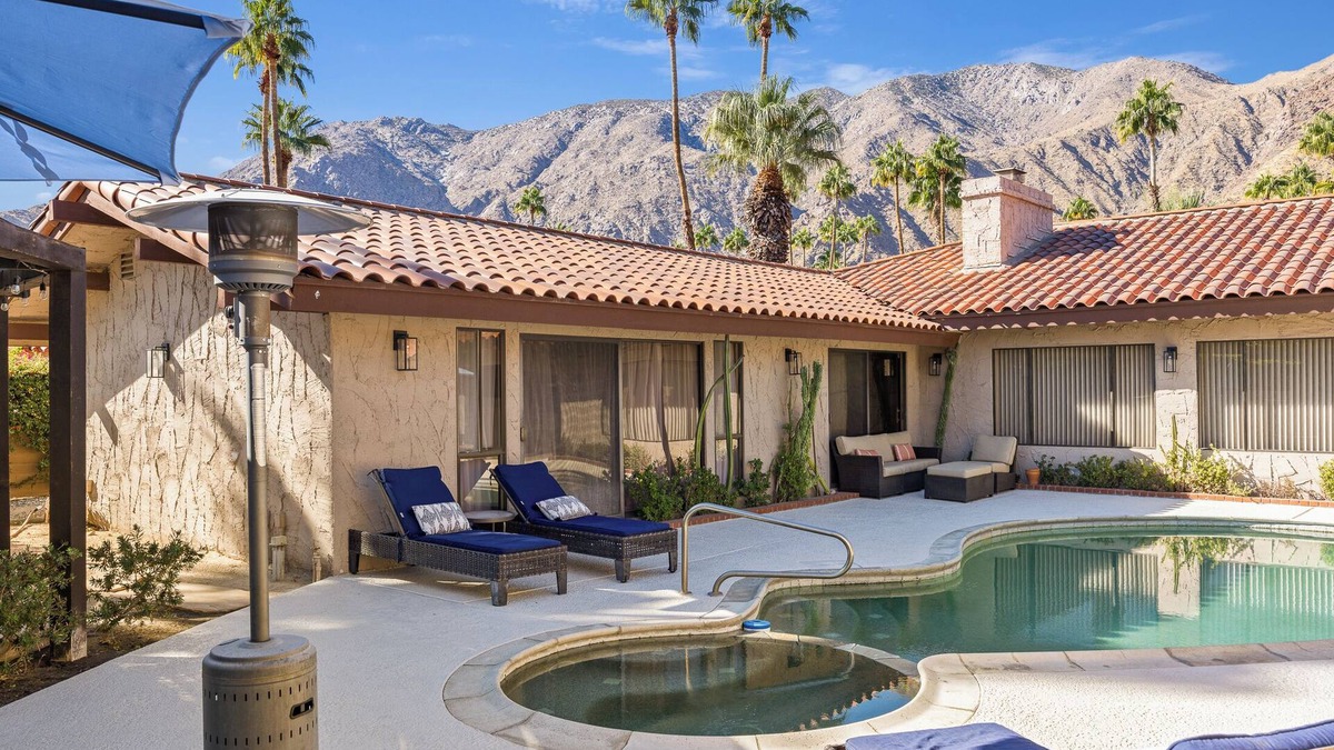 Old Las Palmas House | Incredible Old Las Palmas location, a 4000 Sq Ft Beautiful home