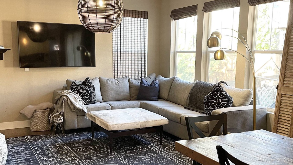 Parker House | Incredible Parker/Lone Tree House! Sleeps 11!