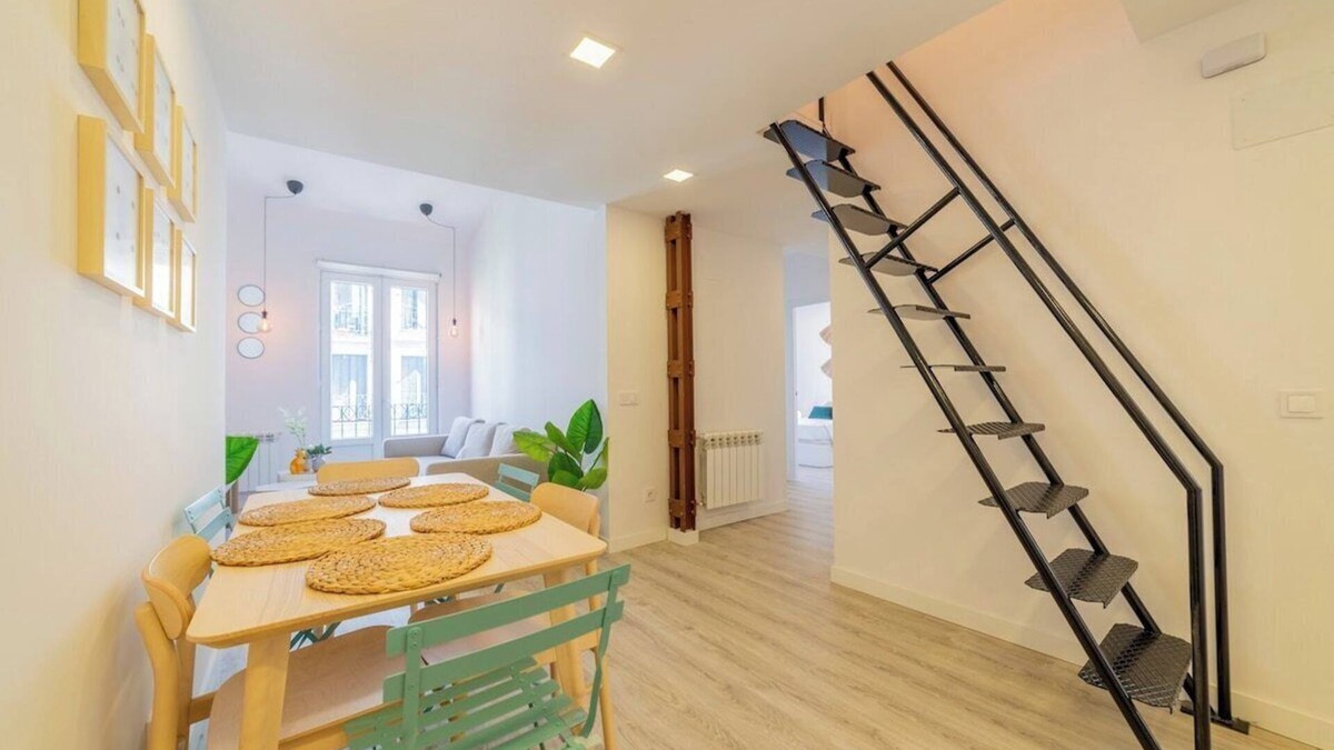 Palos de la Frontera Apartment | Incredible Quadruple Apartment in Atocha, 4A