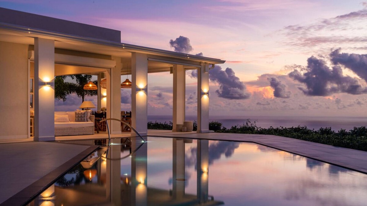 Deanes Villa | Incredible views of sea from the pool - Cool Breeze (3 bed)
