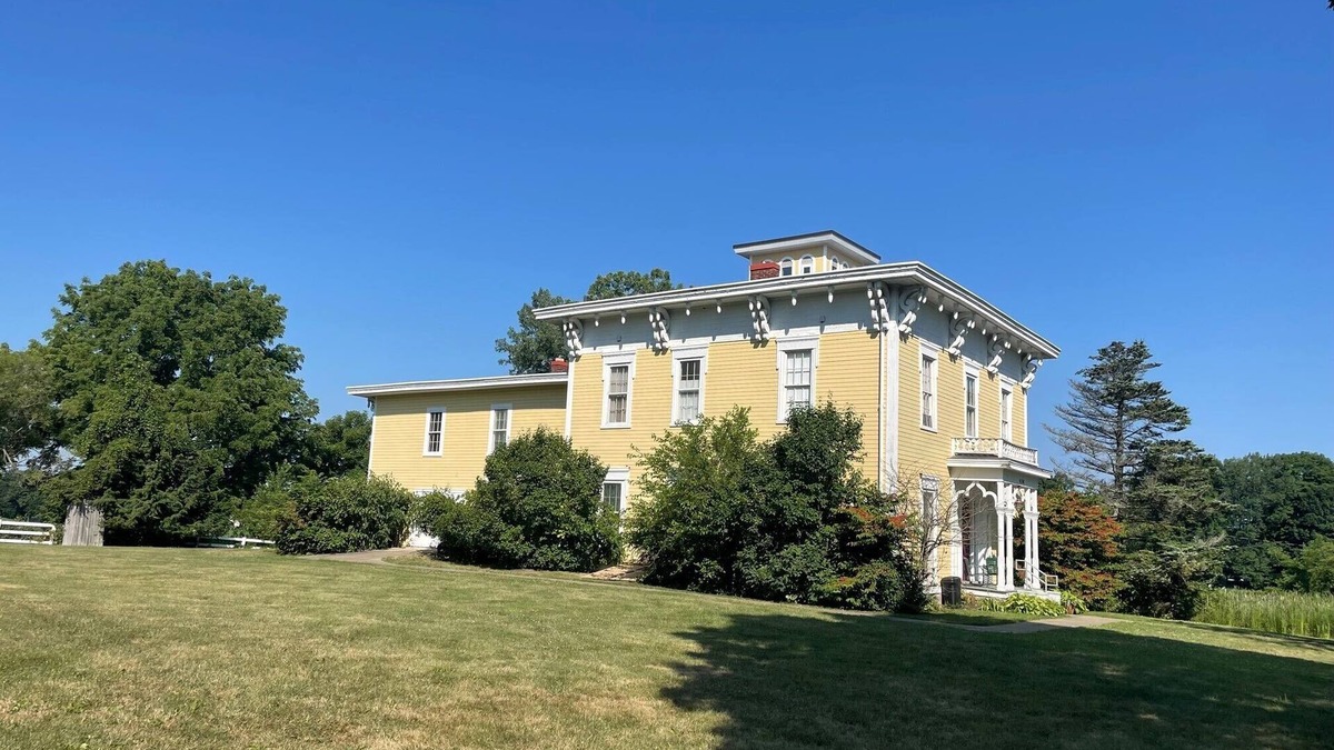 Girard Other | Incredibly Unique Two Bedroom Historic Farmhouse