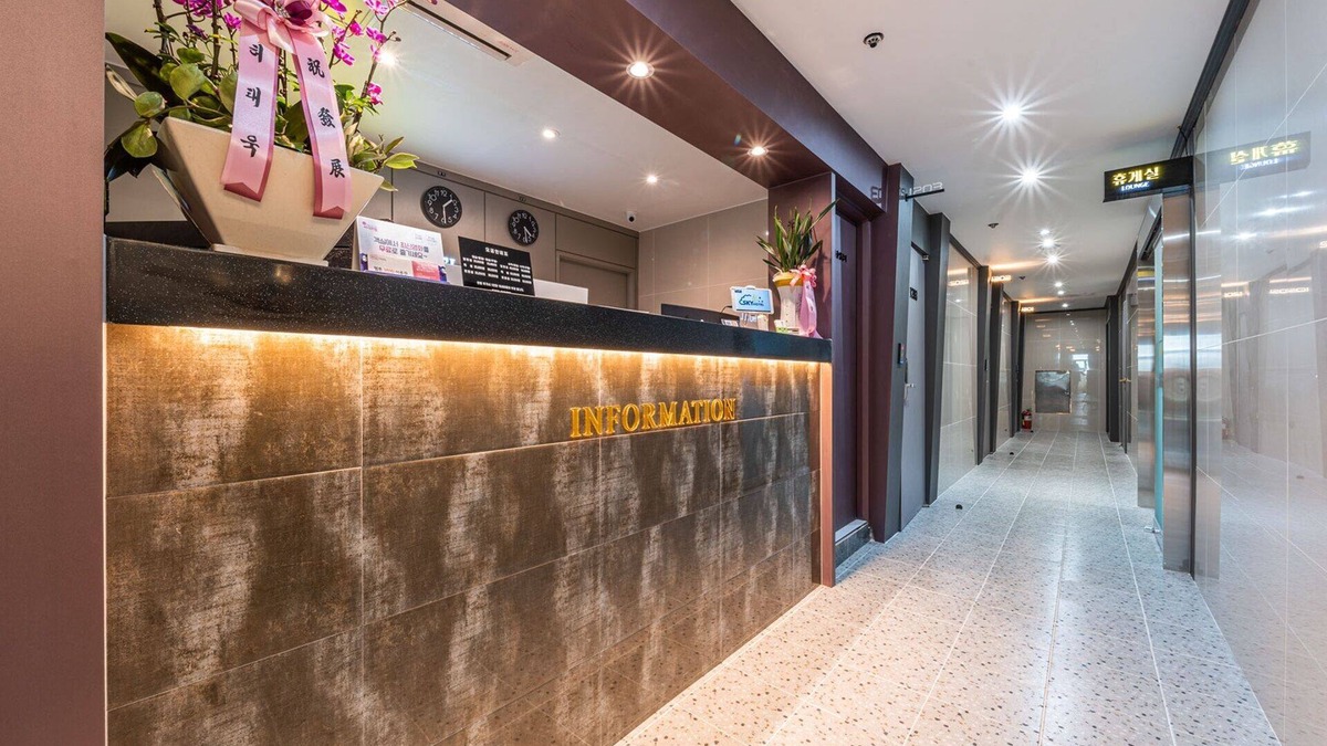 Anyang Hotel | Indeokwon SKY