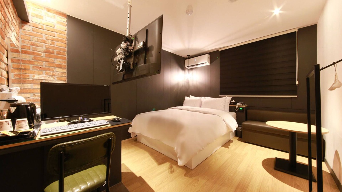 Anyang Hotel | Indeokwon Wol
