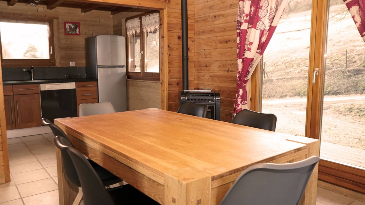 Dommartin-les-Remiremont Cottage | Independent chalet with Jacuzzi Private Sauna