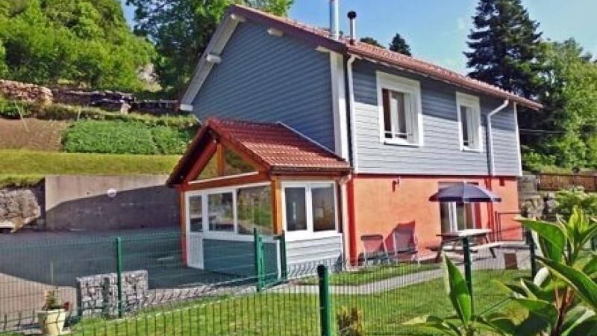 Travexin Cottage | Independent house with garden, terrace and fireplace in Saulxures-sur-Moselotte