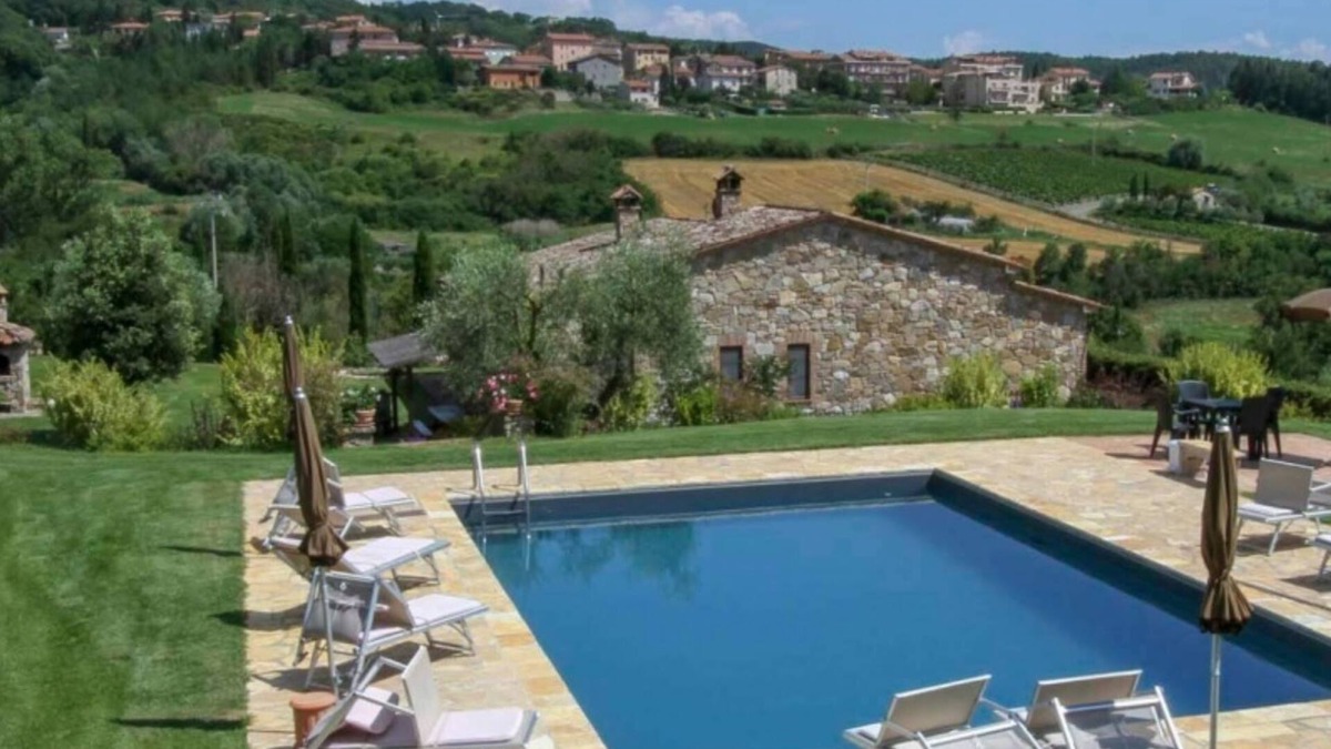 San Casciano dei Bagni Villa | Independet villa. Pool. 300 m from hot thermal water springs