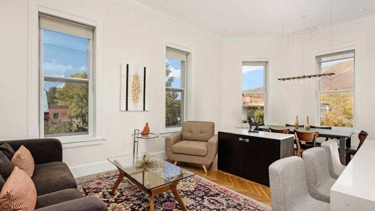 Aspen Hotel | Independence Square 203 | Stunning Suite w/Great Views of Downtown Aspen
