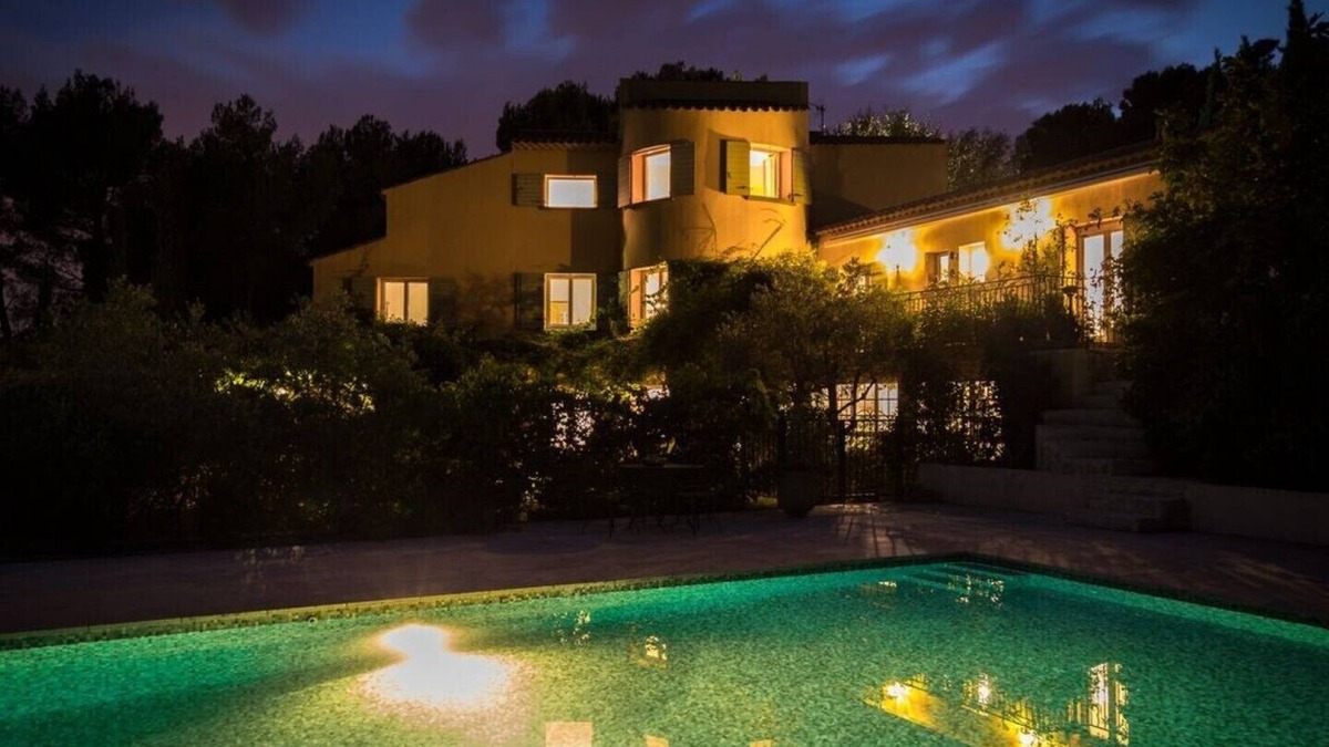 Ventabren Apartment | Independent apartment in VILLA with POOL 4 * 3 épis