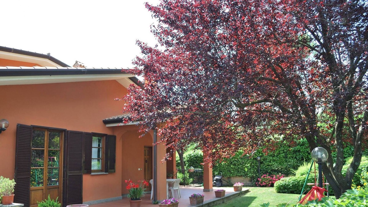 Fonte Nuova Apartment | Independent apartment with garden near Rome