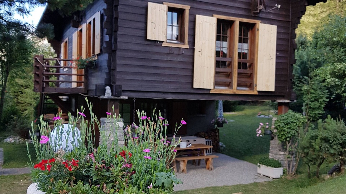 Orsieres Ski Chalet | independent chalet near La Fouly