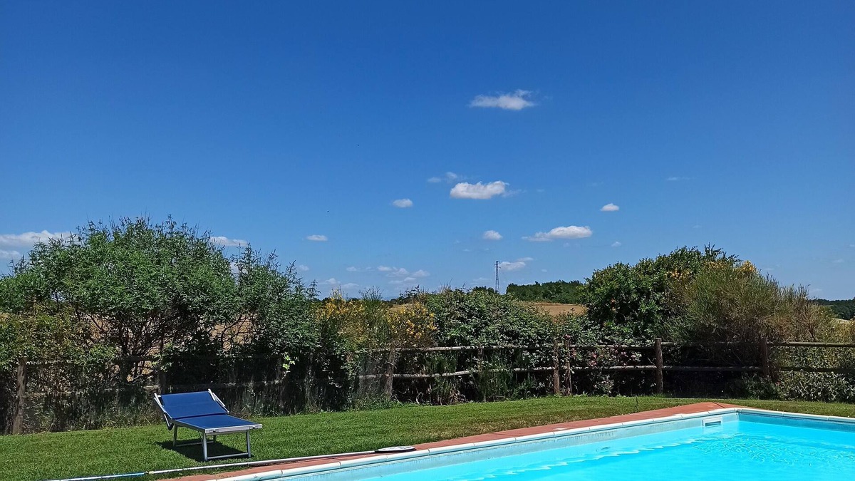 Sovicille Apartment | Independent flat 2 pax downstairs, in Villa, Siena View, Pool A/C, organic Farm