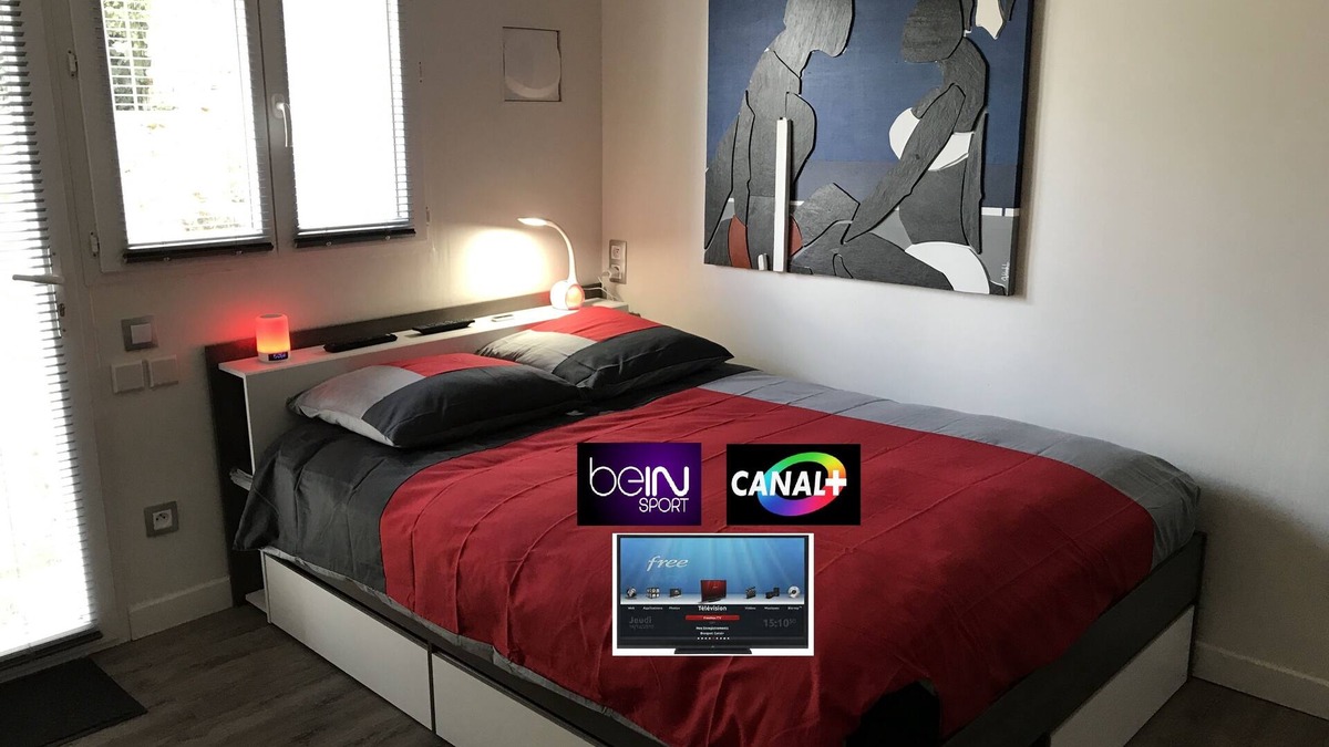 Saint-Martin Apartment | Independent & High Comfort 1 Room Apt. With Gardenn30 min from Paris
