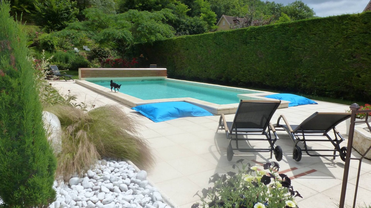 Carlux House | Independent house with heated pool (Perigord Noir hamlet)