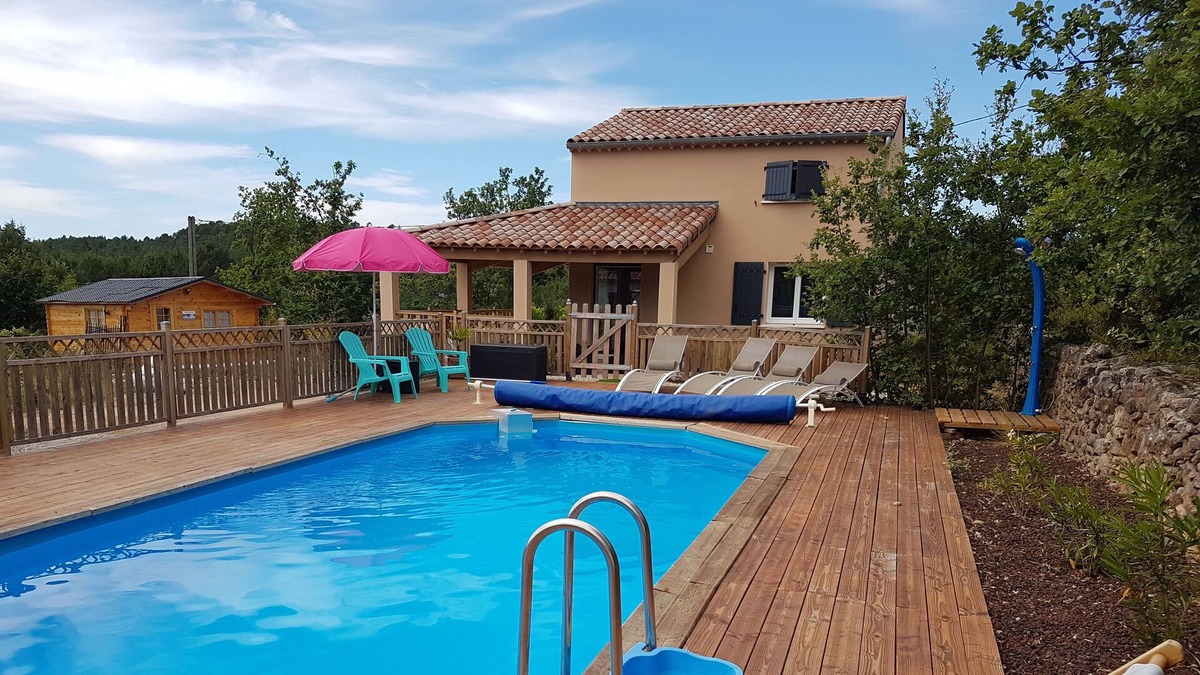 Payzac House | INDEPENDENT HOUSE WITH SWIMMING POOL