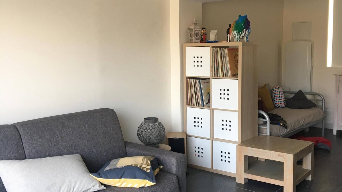 Gilly-les-Citeaux Apartment | Independent studio in a village close to the wine country