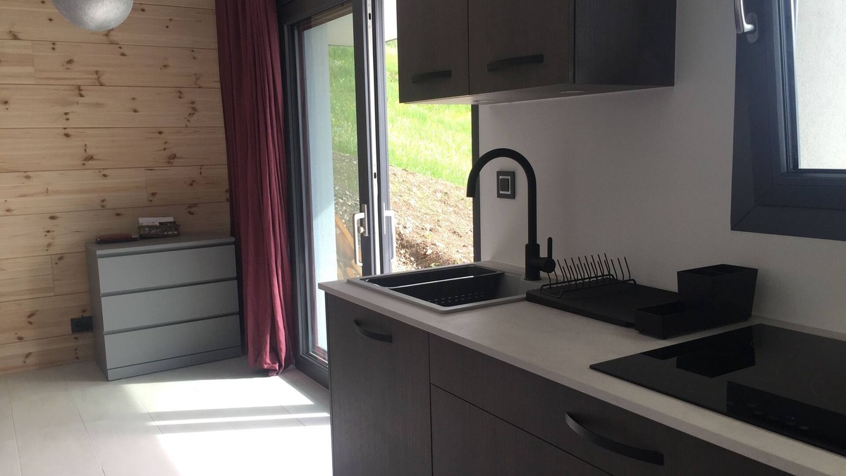 Bas-Intyamon Apartment | Independent studio with terrace and magnificent view on the mountains