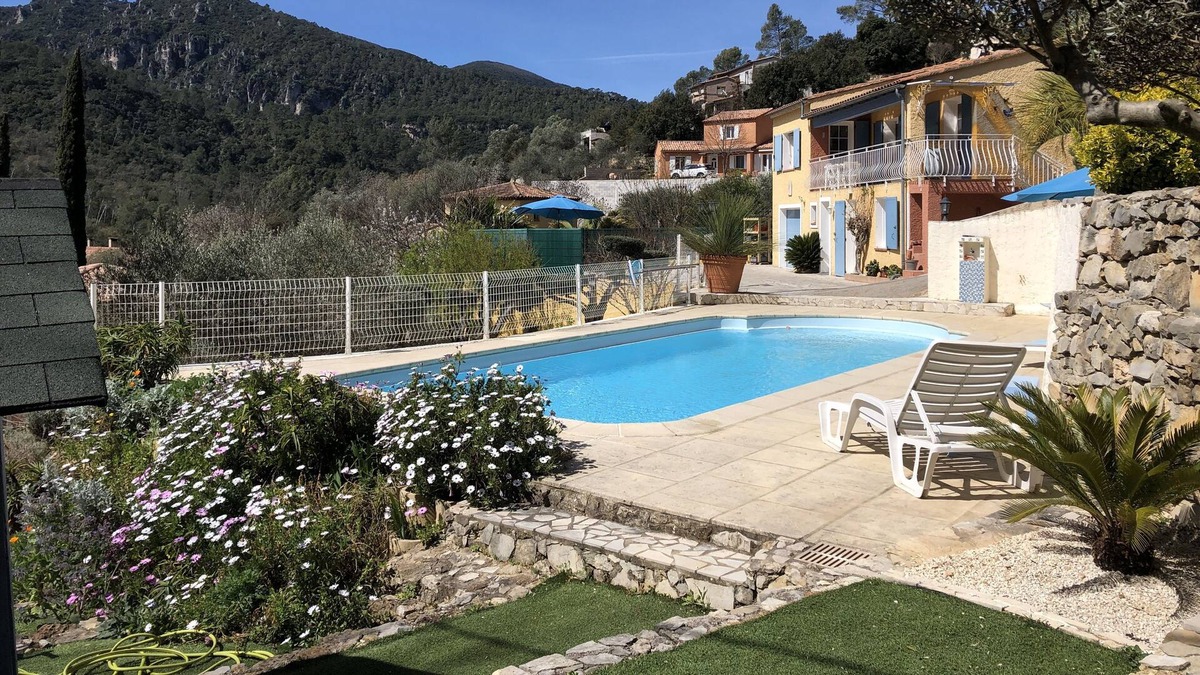 Belgentier Apartment | Independent studio of 32 m² in the olive trees