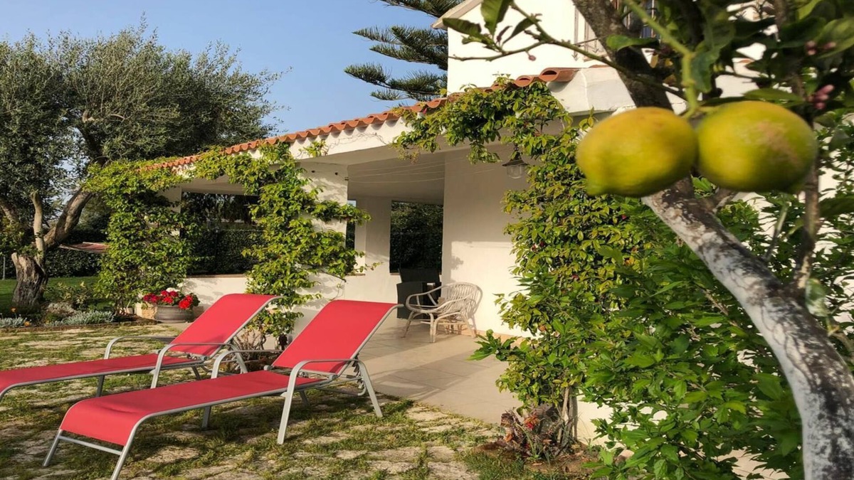 Sorso Villa | Independent Villa with private garden