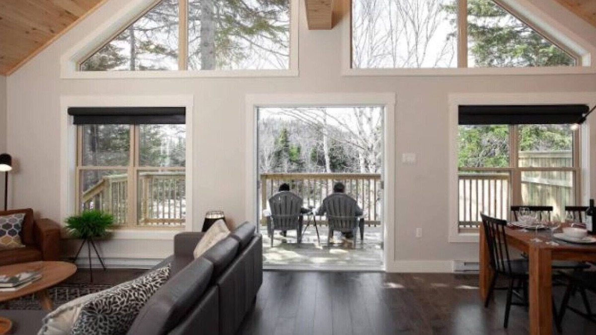 Springdale Ski Chalet | Indian Falls Chalet #3 with river view