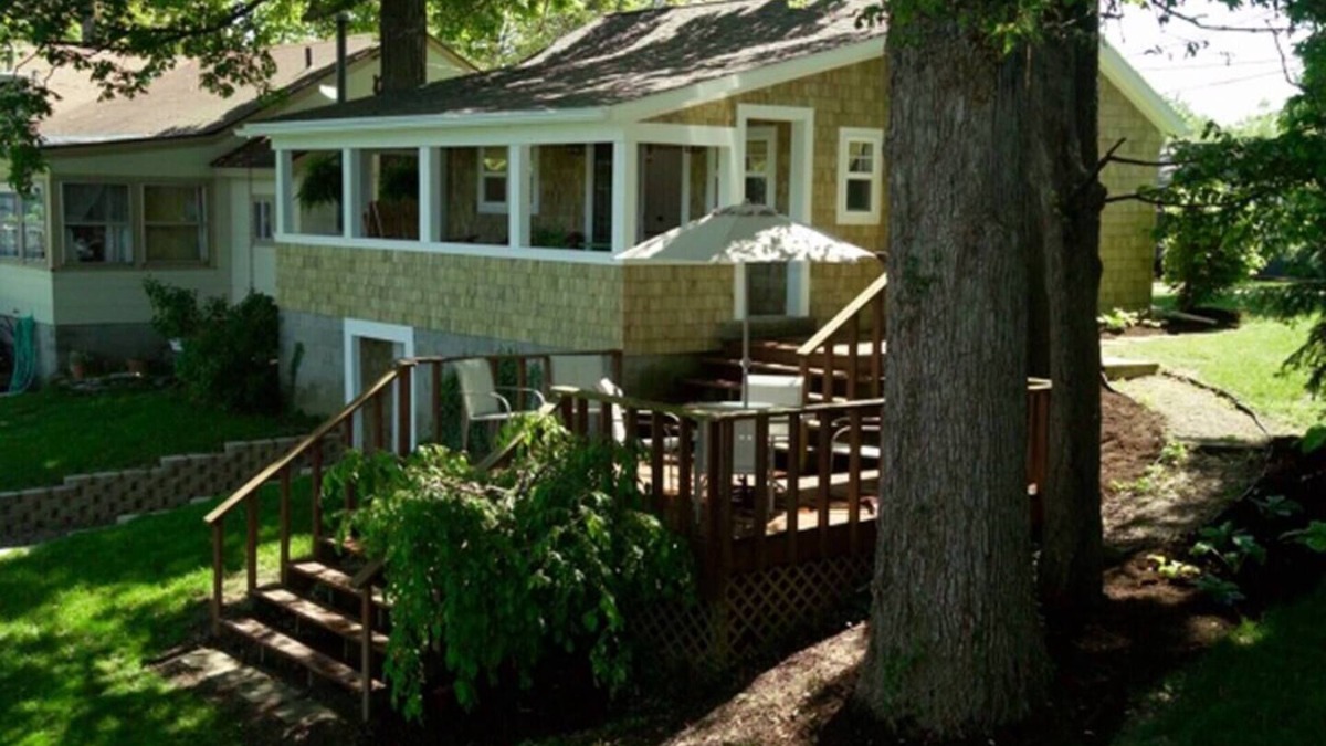 Lakeview Cottage | Indian Lake Treehouse Waterfront Cottagen