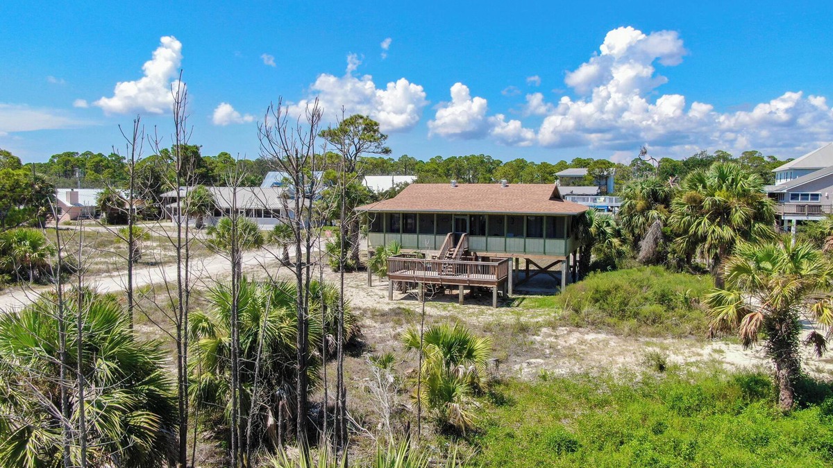 Indian Pass House | Indian Pass beach cottage easy access to beach