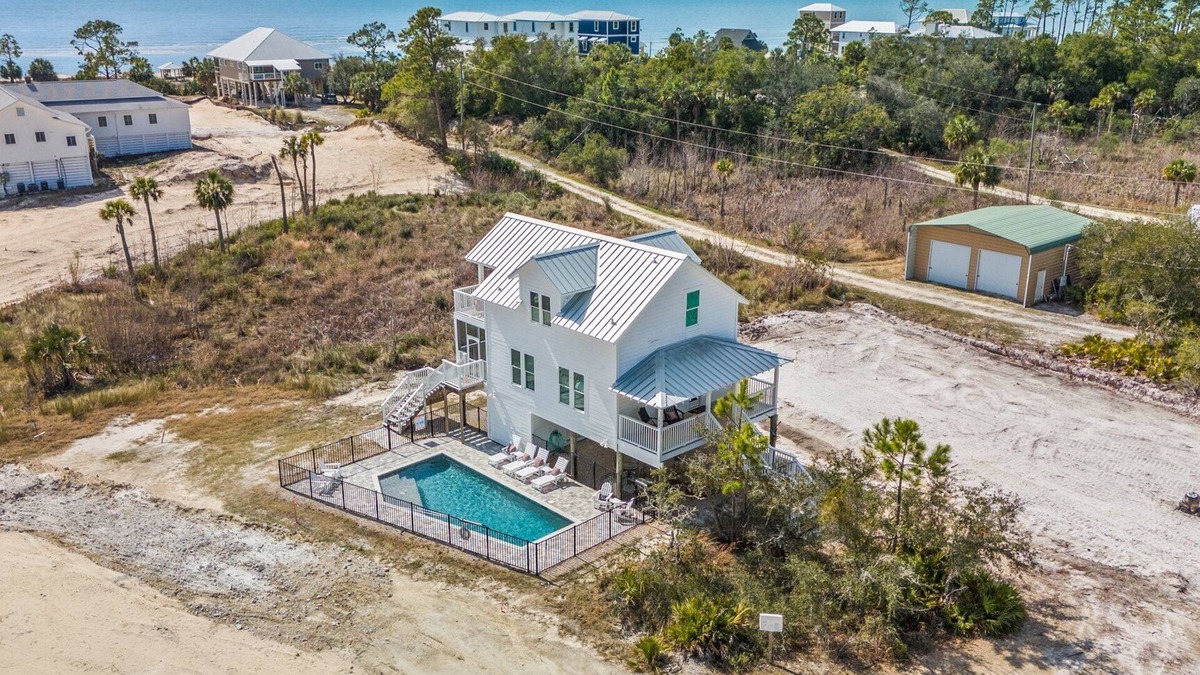 Indian Pass House | Indian Pass Beaches, Private Pool, Pet Friendly, 3 Suites!