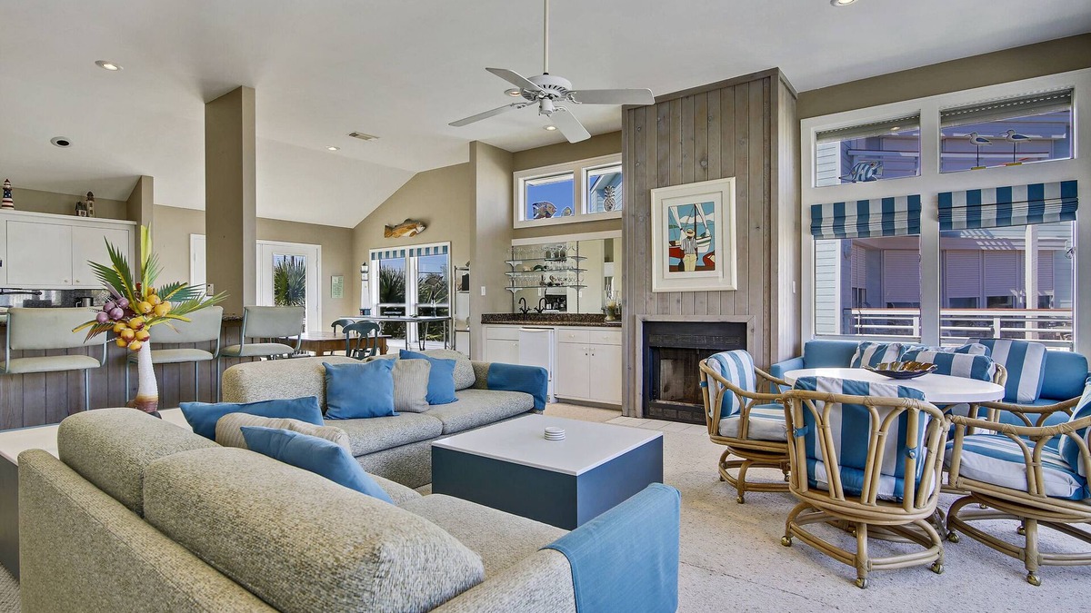 Indian Beach House | Indian Summer | Wet Bar, In Indian Beach!