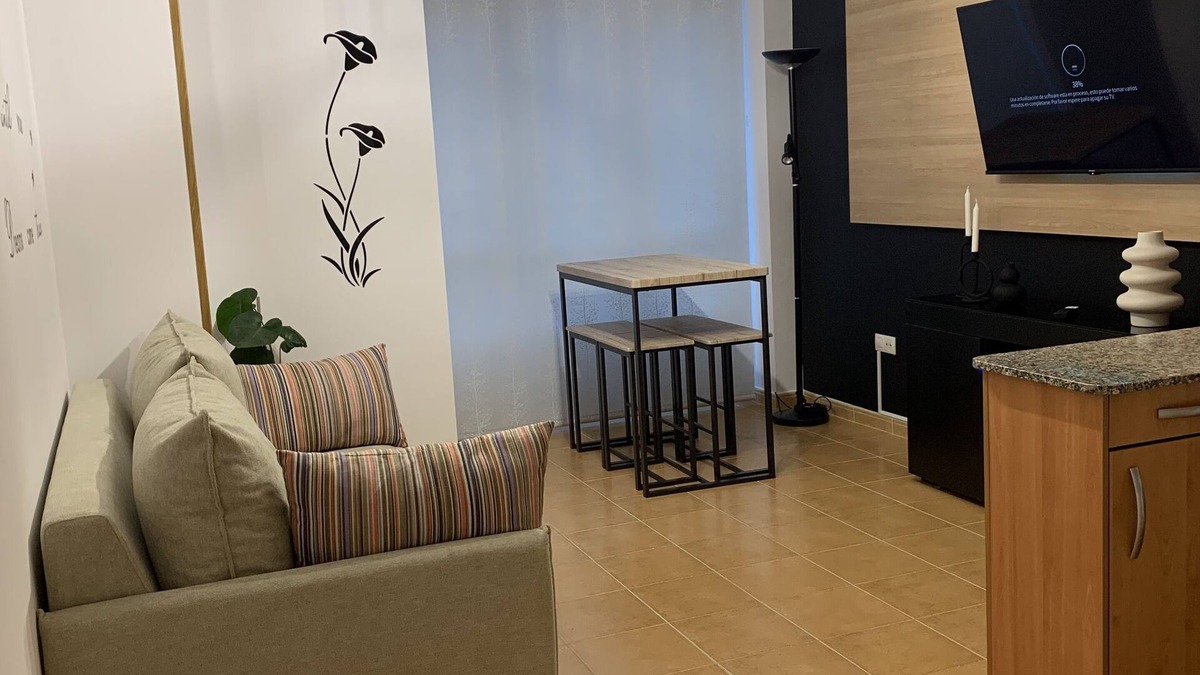 Viveiro Apartment | Indiano's Mansion. Apartment in tourist area 10 minutes from the beach.