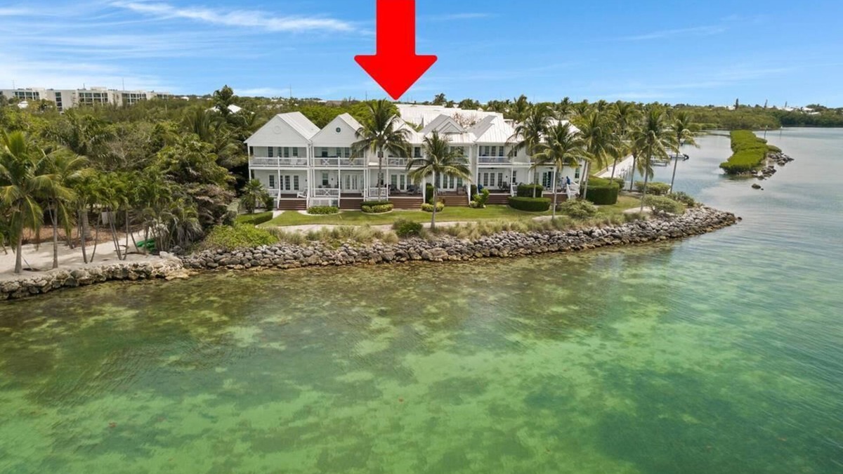 Indigo Reef Marina Homes House | Indigo Reef Resort Premium Waterfront Villa 65 with Boat Dockage, Pool, and Sunset-View