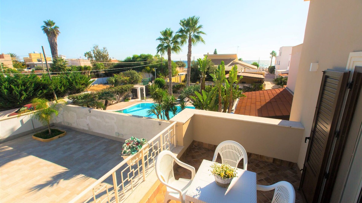 Mazara del Vallo Villa | Indipendent apartment in Villa Panoramic at 50m from the beach