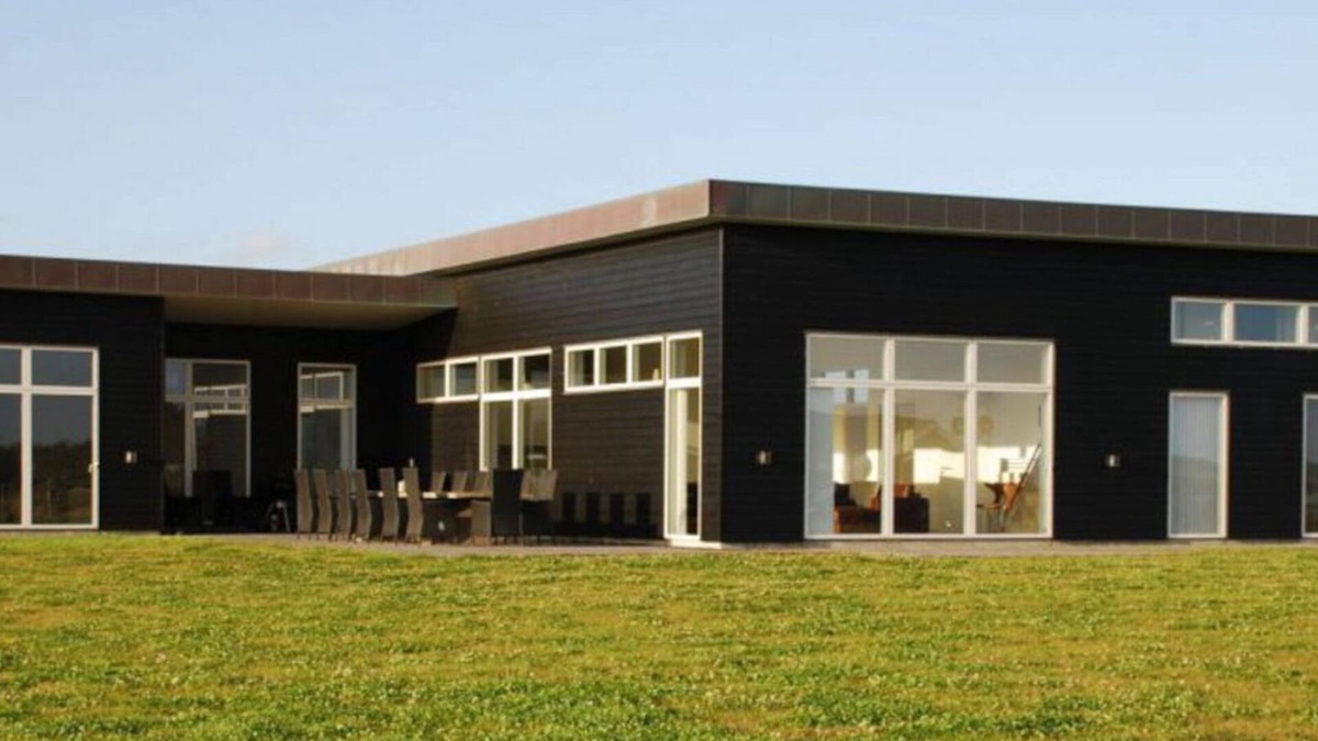 Nr. Lyngby House | Individual architect-designed house with great indoor pool