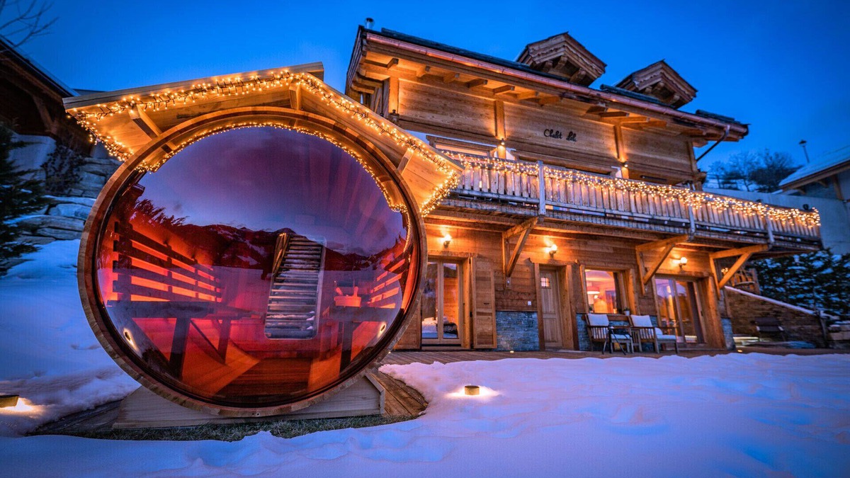 Saint-Chaffrey Apartment | Individual chalet, charm and prestige, 110 m2 terrace, outdoor jacuzzi
