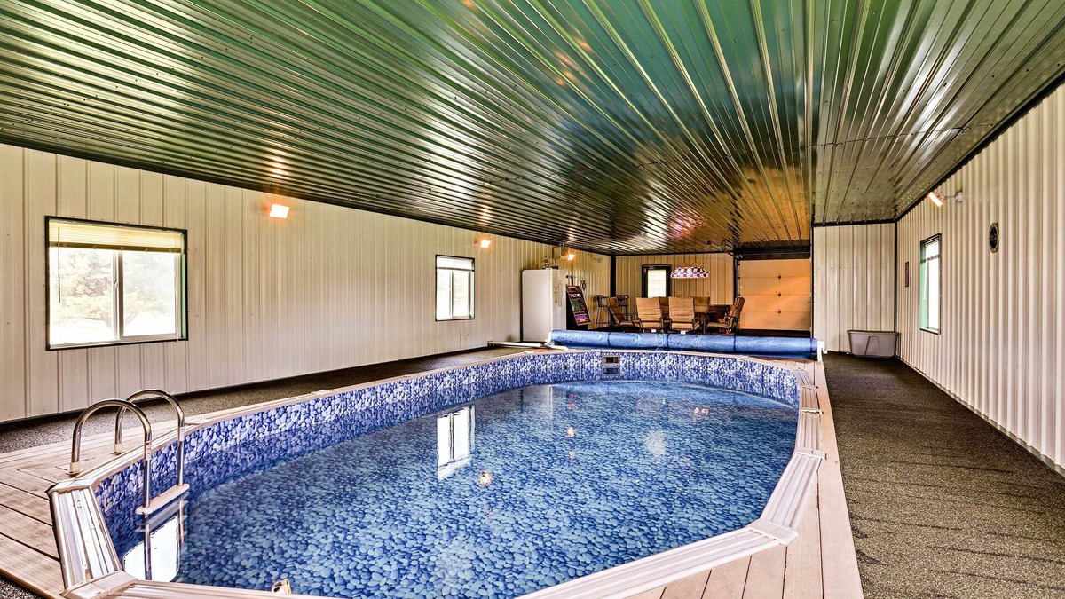 Hermosa House | Indoor Pool & Games: 'Box Canyon Lodge' in Hermosa