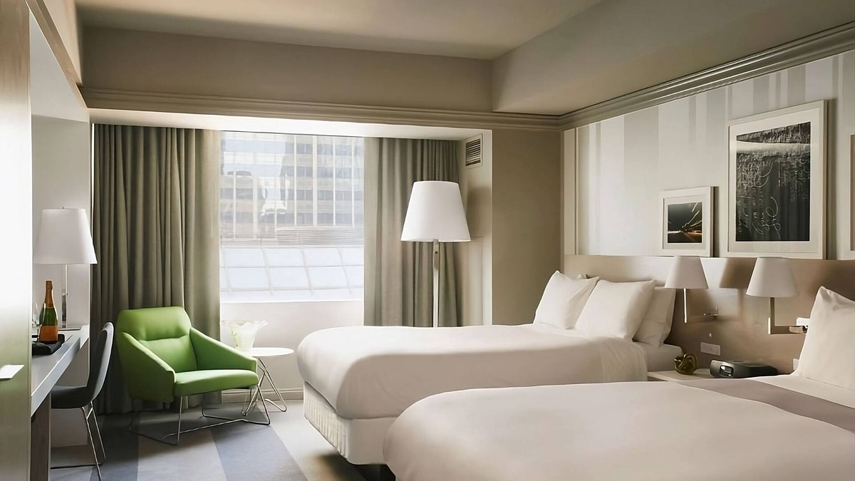 Downtown West Hotel | Indulge in Home-Like Comfort! 2 Comfortable Units, Near Mill City Museum