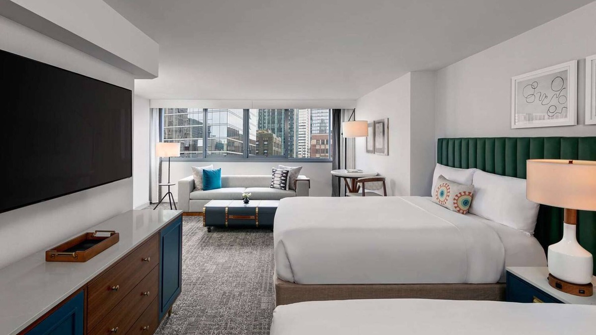 Downtown Chicago Resort | Indulge in Home-Like Comfort! Near Bridgehouse and Chicago River Museum