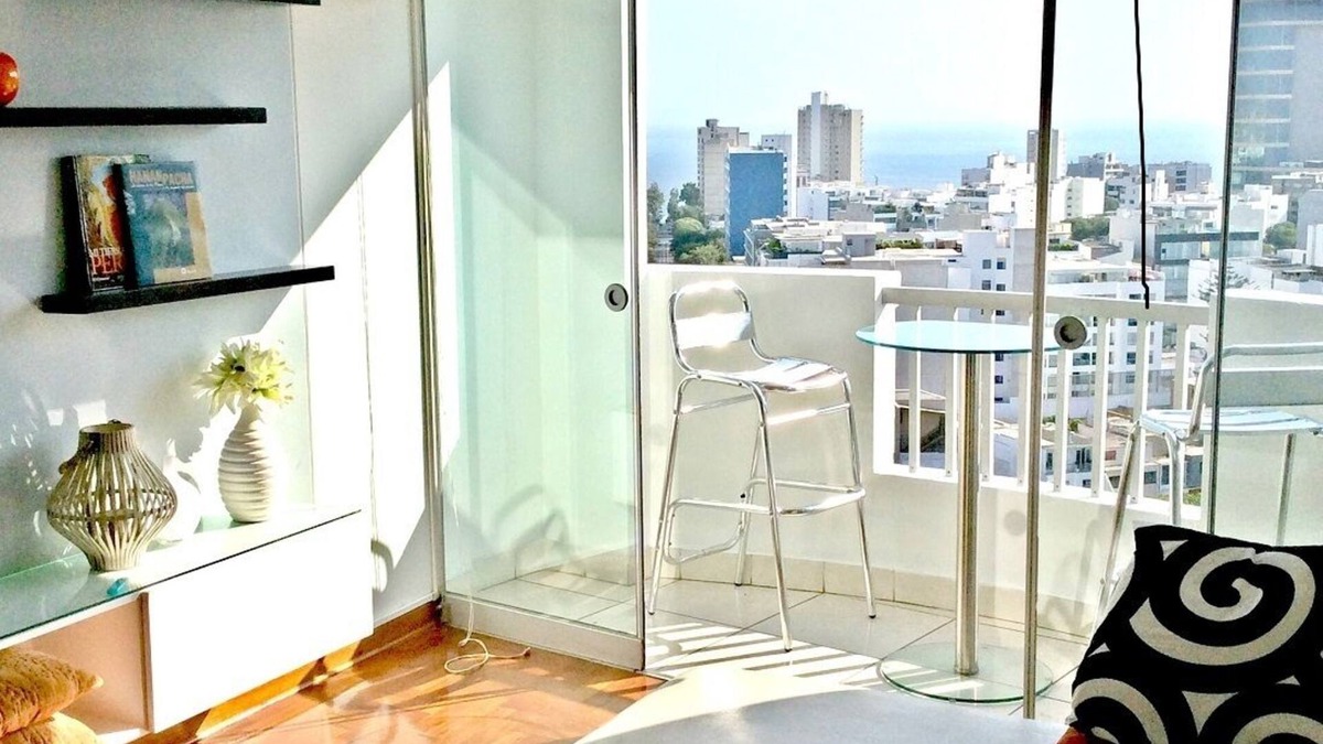 San Antonio Apartment | INDULGE WITH COMFORT