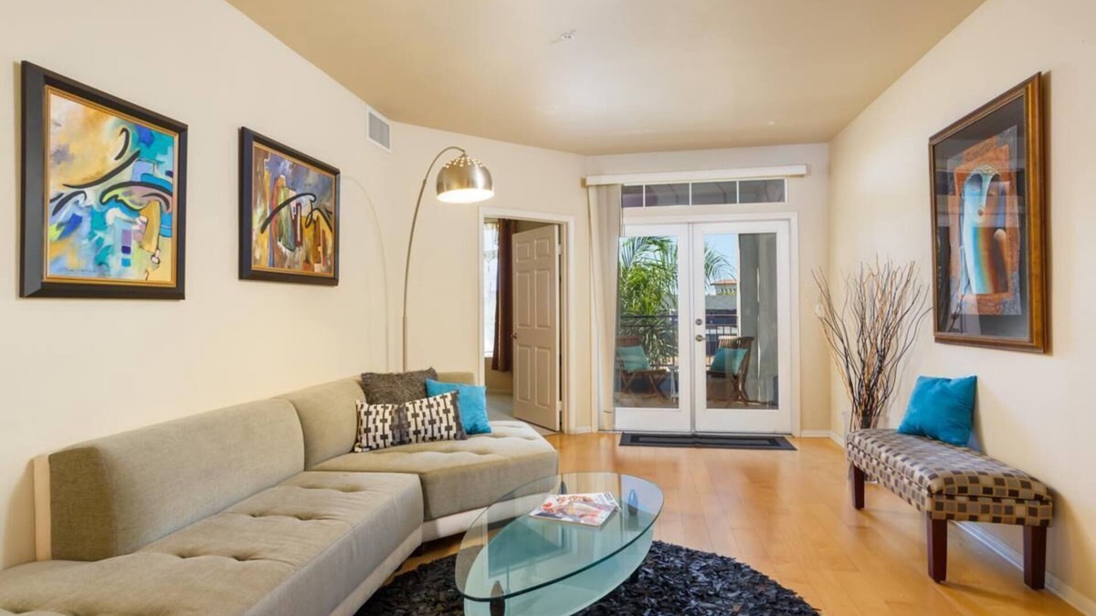 Bankers Hill Condo | Indulge yourself w/access to Balboa Park, Gaslamp, Little Italy, & Hillcrest!