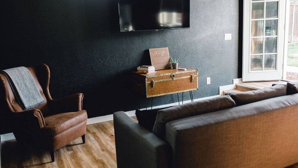 Tri-Cities Apartment | Industria - Private Apt. Loaded with Amenities